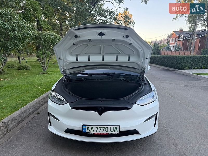 Позашляховик / Кросовер Tesla Model X 2022 в Бучі