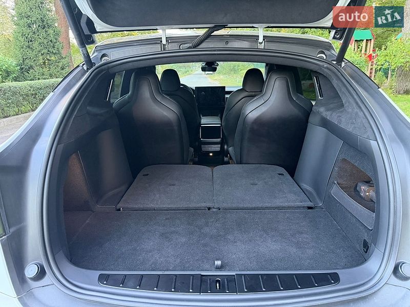 Позашляховик / Кросовер Tesla Model X 2022 в Бучі