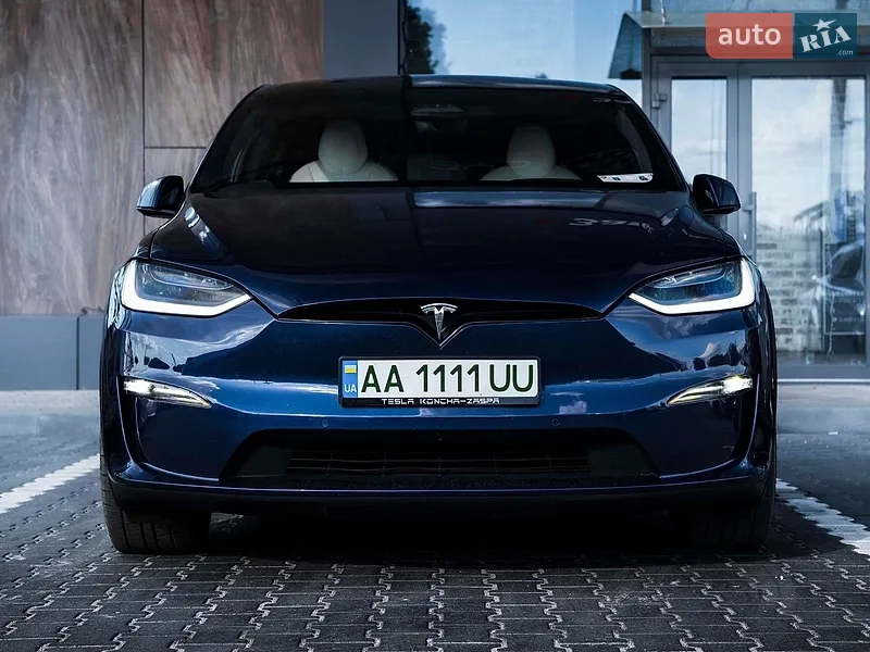 Tesla Model X