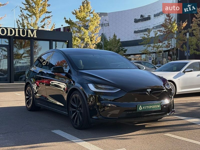 Внедорожник / Кроссовер Tesla Model X 2021 в Киеве