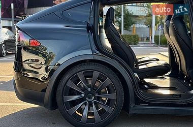 Внедорожник / Кроссовер Tesla Model X 2021 в Киеве