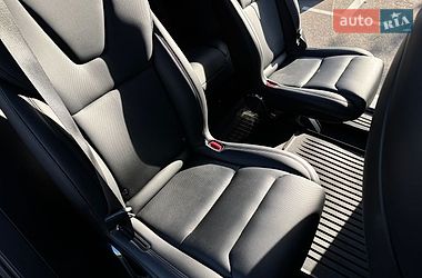 Внедорожник / Кроссовер Tesla Model X 2021 в Киеве
