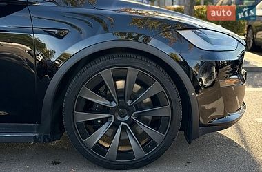 Внедорожник / Кроссовер Tesla Model X 2021 в Киеве