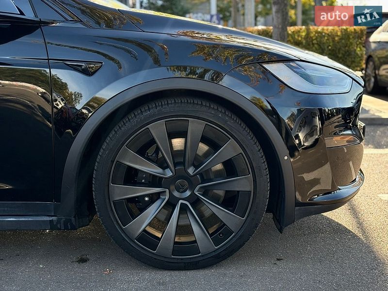 Внедорожник / Кроссовер Tesla Model X 2021 в Киеве