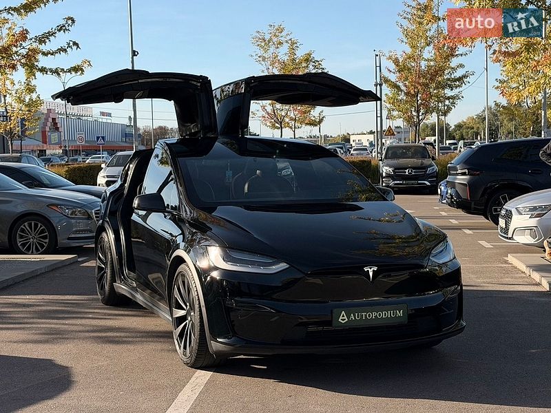 Внедорожник / Кроссовер Tesla Model X 2021 в Киеве