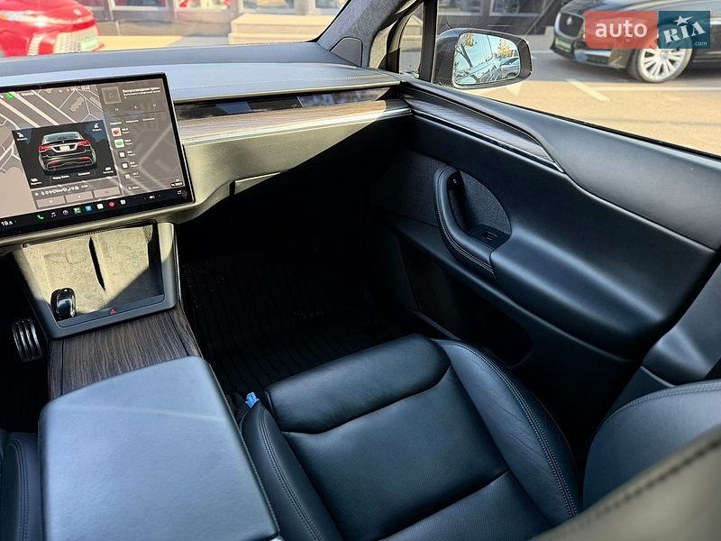 Внедорожник / Кроссовер Tesla Model X 2021 в Киеве