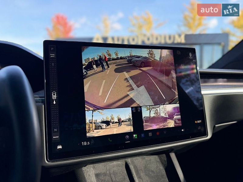 Внедорожник / Кроссовер Tesla Model X 2021 в Киеве