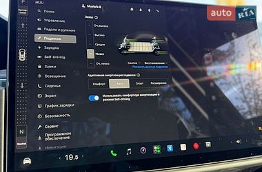 Внедорожник / Кроссовер Tesla Model X 2021 в Киеве