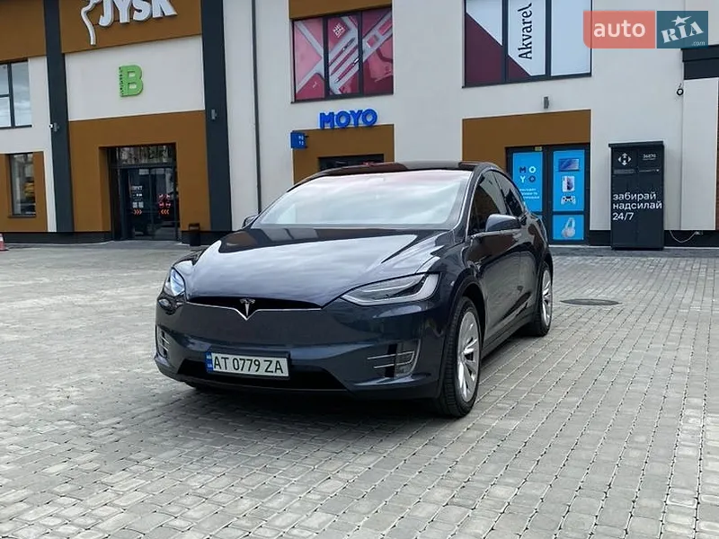 Tesla Model X