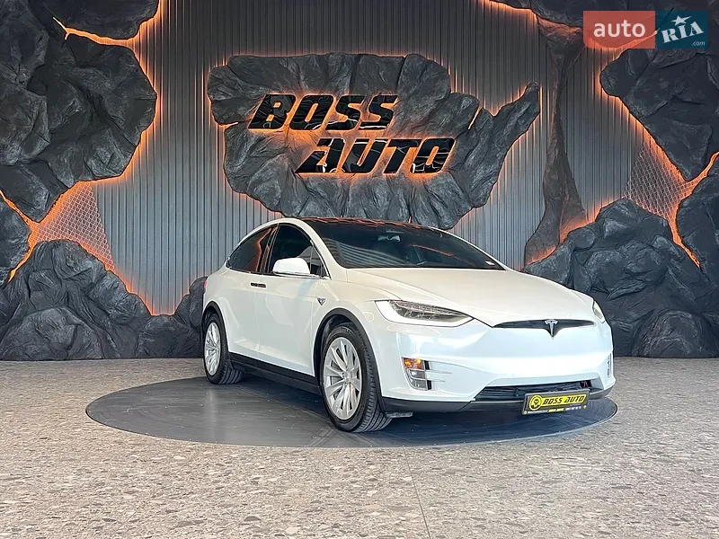 Tesla Model X