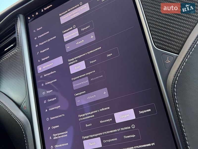 Позашляховик / Кросовер Tesla Model X 2019 в Києві