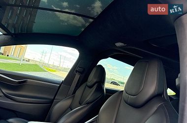 Позашляховик / Кросовер Tesla Model X 2019 в Києві