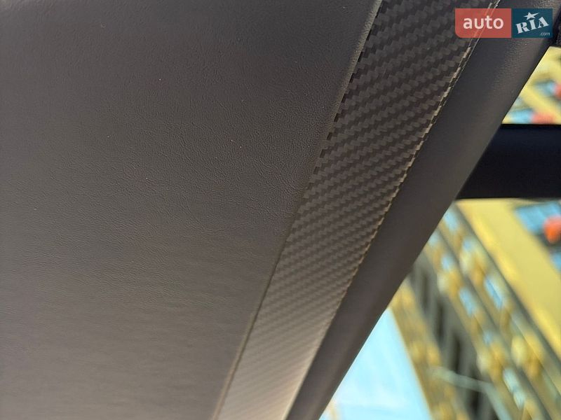 Позашляховик / Кросовер Tesla Model X 2019 в Києві