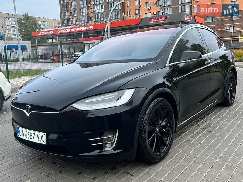 Позашляховик / Кросовер Tesla Model X 2018 в Черкасах