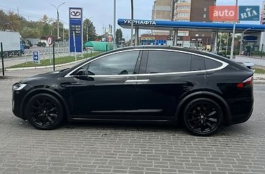 Позашляховик / Кросовер Tesla Model X 2018 в Черкасах