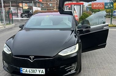 Позашляховик / Кросовер Tesla Model X 2018 в Черкасах