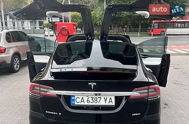 Позашляховик / Кросовер Tesla Model X 2018 в Черкасах