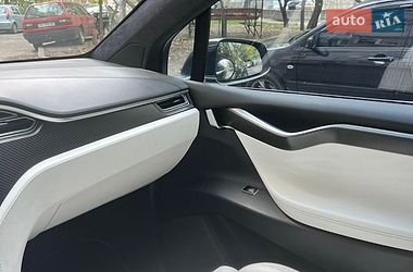 Позашляховик / Кросовер Tesla Model X 2018 в Черкасах
