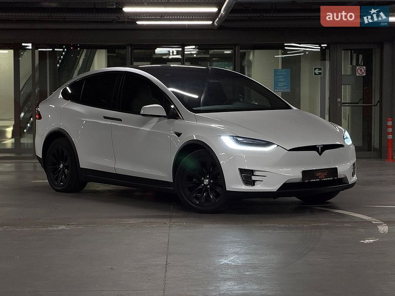 Внедорожник / Кроссовер Tesla Model X 2017 в Харькове