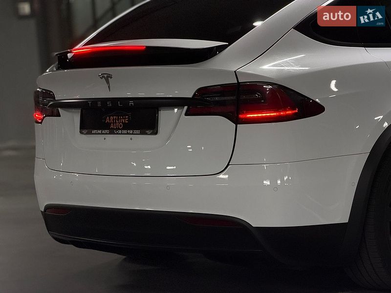 Внедорожник / Кроссовер Tesla Model X 2017 в Харькове
