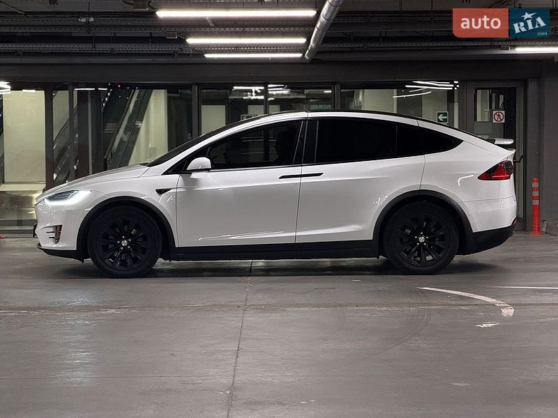 Внедорожник / Кроссовер Tesla Model X 2017 в Харькове