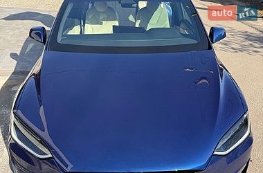 Tesla Model X  2024