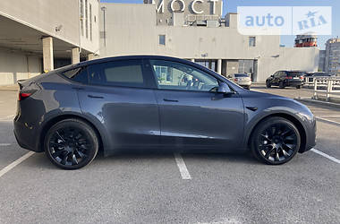 Tesla Model Y Dual Motor 2020