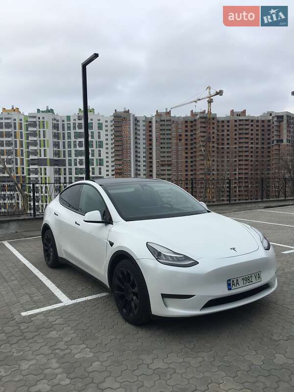 Позашляховик / Кросовер Tesla Model Y 2020 в Києві фото 4 Позашляховик / Кросовер Tesla Model Y 2020 в Києві