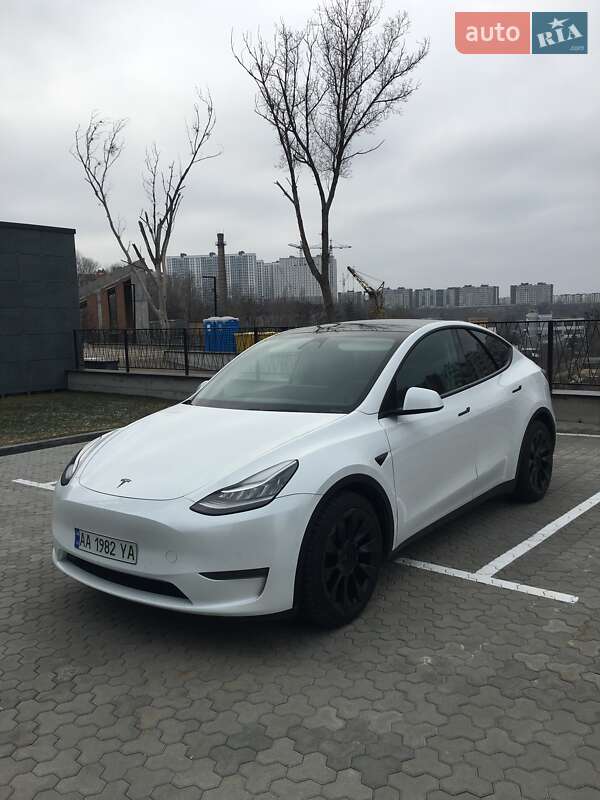 Позашляховик / Кросовер Tesla Model Y 2020 в Києві фото 3 Позашляховик / Кросовер Tesla Model Y 2020 в Києві