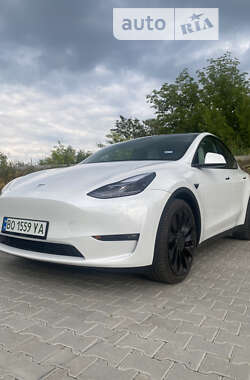 Tesla Model Y  2022