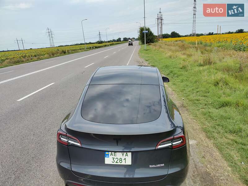 Внедорожник / Кроссовер Tesla Model Y 2020 в Днепре