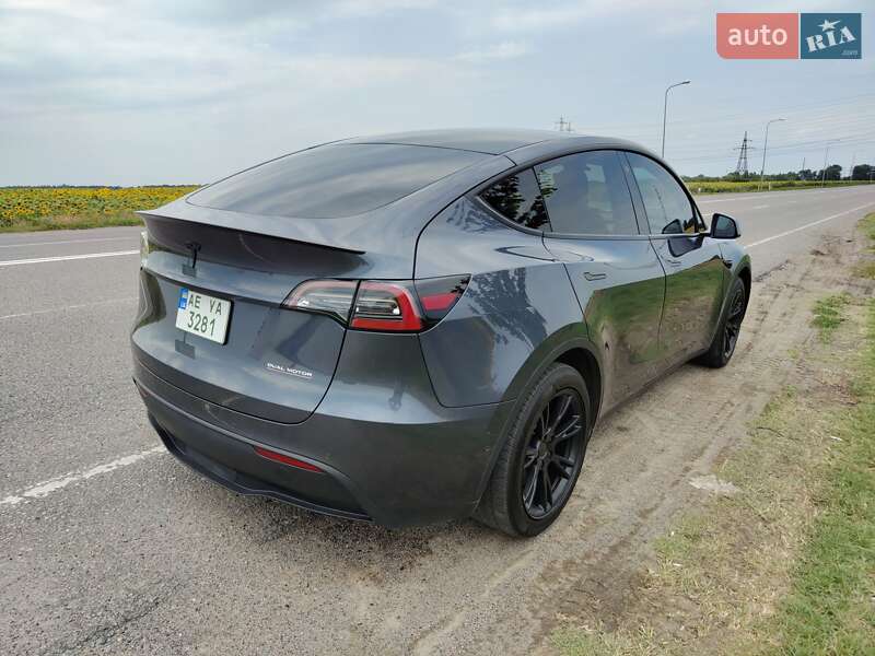 Внедорожник / Кроссовер Tesla Model Y 2020 в Днепре