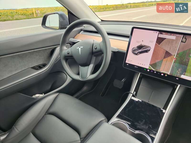 Внедорожник / Кроссовер Tesla Model Y 2020 в Днепре