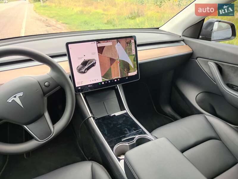 Внедорожник / Кроссовер Tesla Model Y 2020 в Днепре