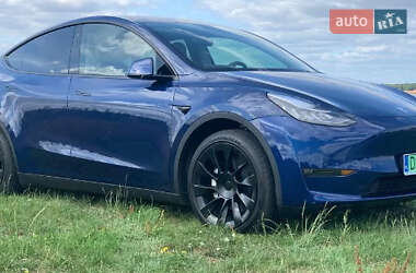 Tesla Model Y  2021