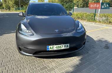 Tesla Model Y  2021