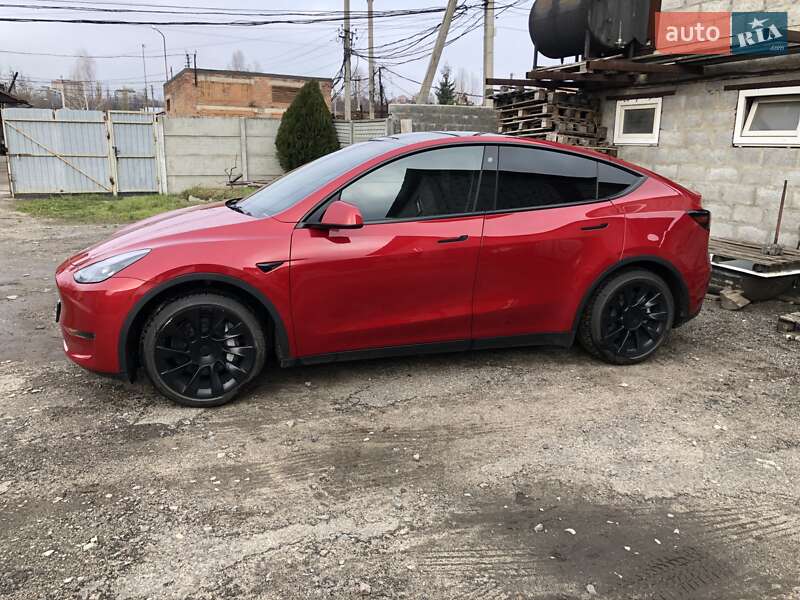 Позашляховик / Кросовер Tesla Model Y 2021 в Білій Церкві