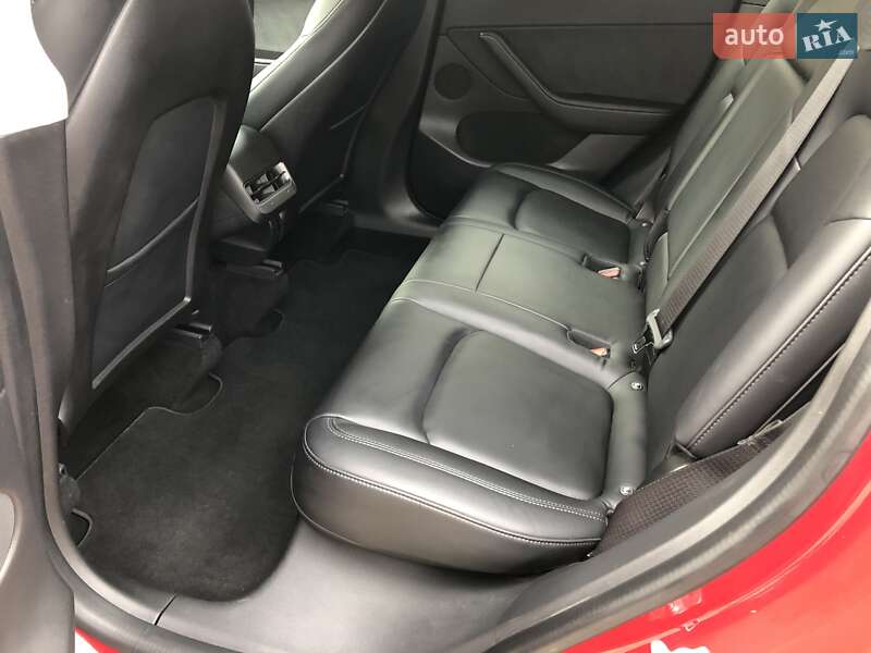 Позашляховик / Кросовер Tesla Model Y 2021 в Білій Церкві