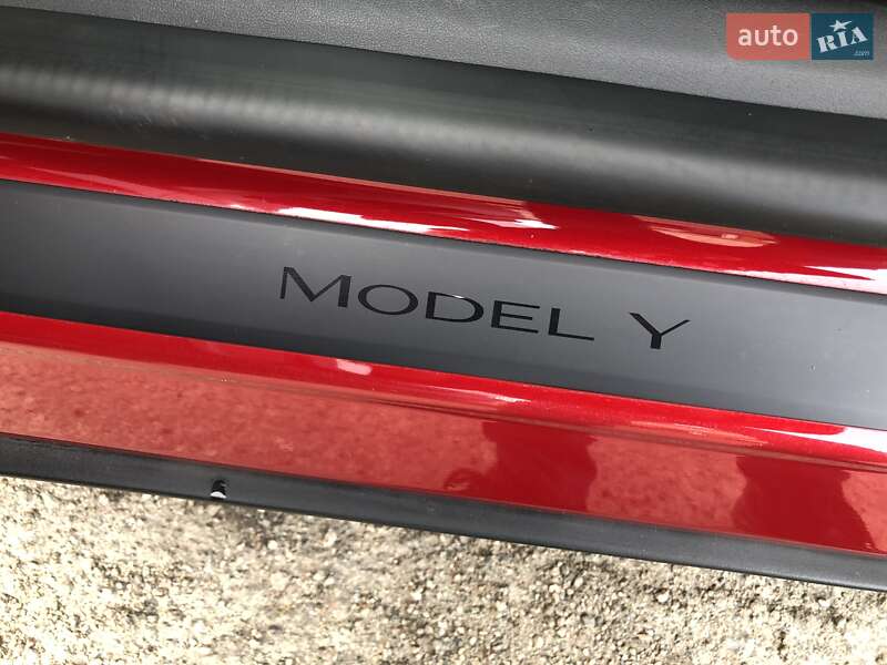 Позашляховик / Кросовер Tesla Model Y 2021 в Білій Церкві