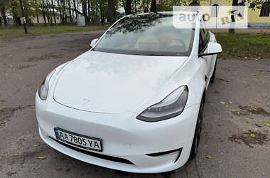 Tesla Model Y  2022