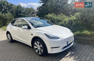 Tesla Model Y  2021