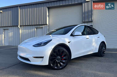 Tesla Model Y  2020