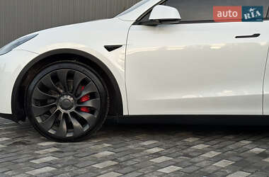 Tesla Model Y  2022