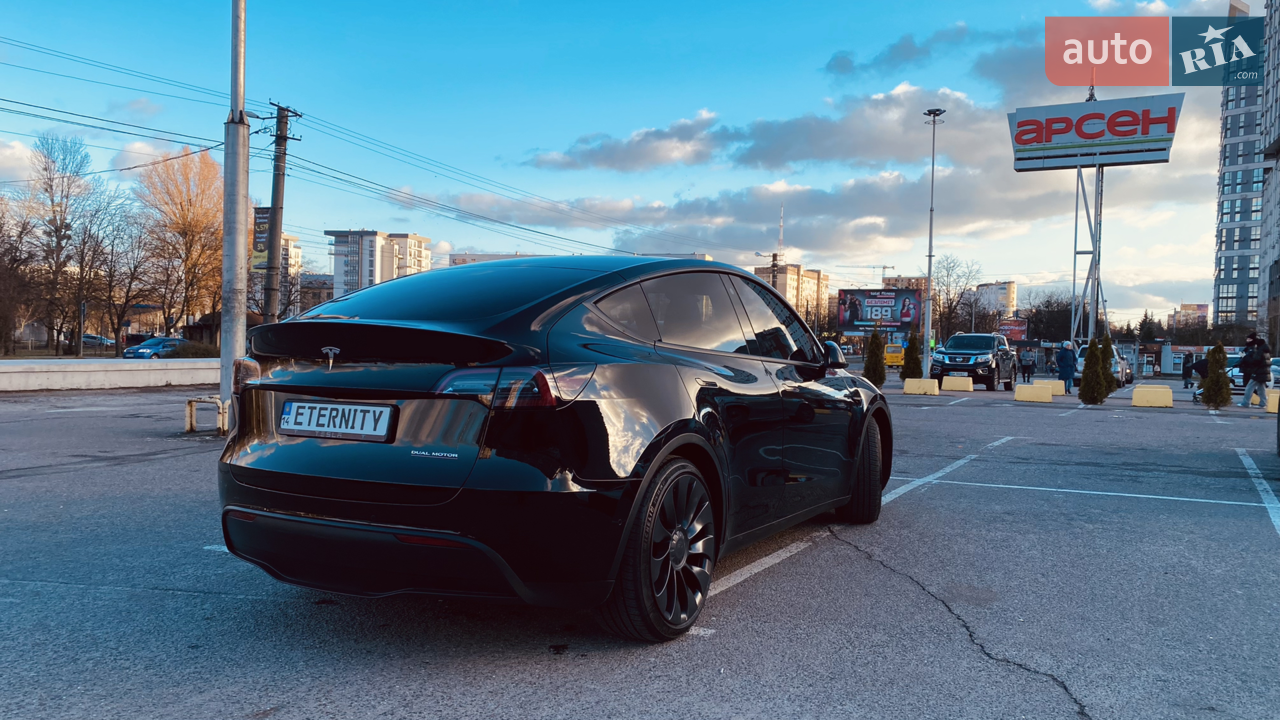 2022 Tesla Model Y - мініатюра 3