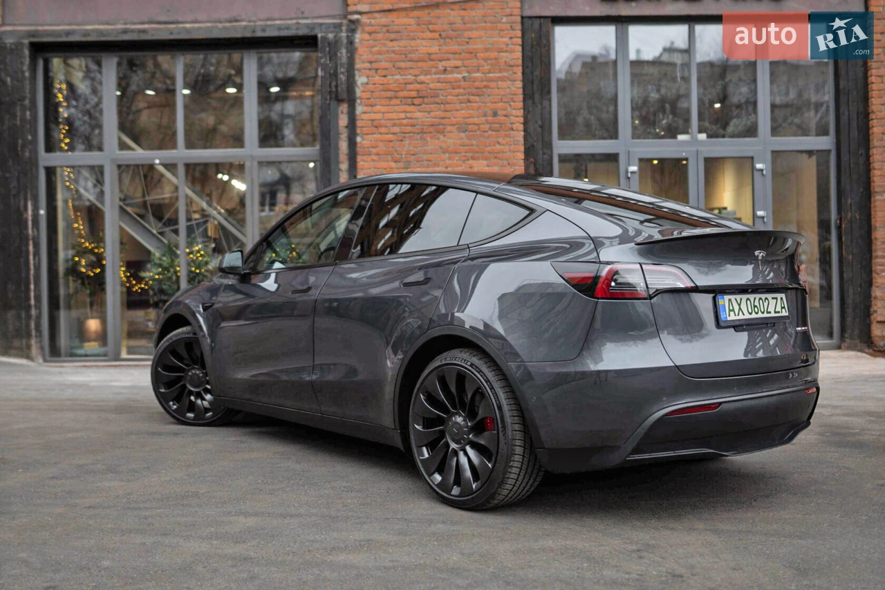 2023 Tesla Model Y - мініатюра 4