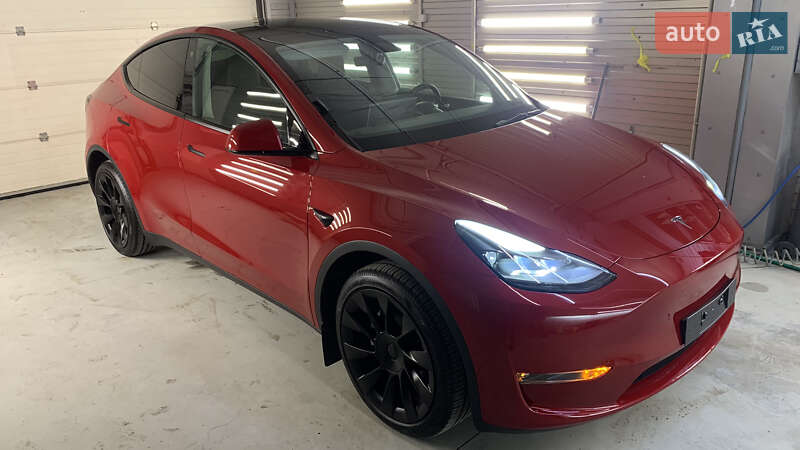 Внедорожник / Кроссовер Tesla Model Y 2023 в Киеве