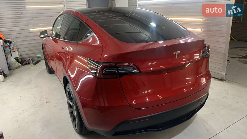 Внедорожник / Кроссовер Tesla Model Y 2023 в Киеве