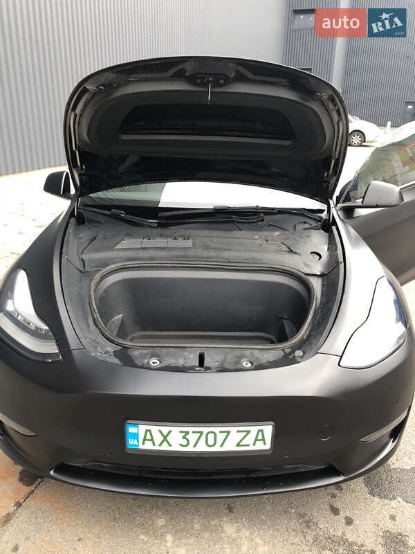 Внедорожник / Кроссовер Tesla Model Y 2020 в Харькове