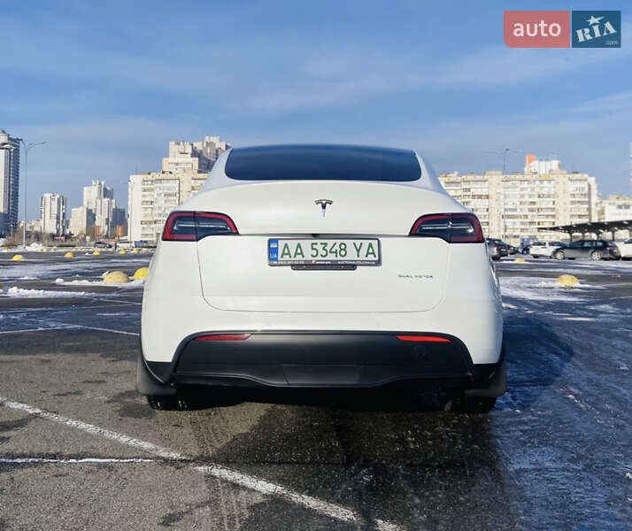 Внедорожник / Кроссовер Tesla Model Y 2021 в Самаре