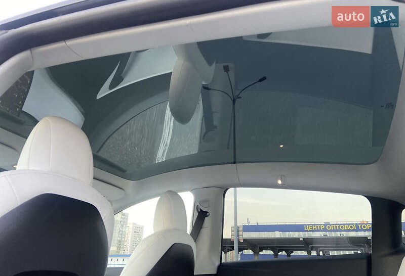 Внедорожник / Кроссовер Tesla Model Y 2021 в Самаре